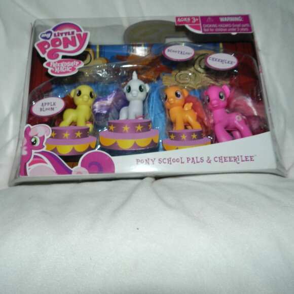 My Little Pony School Pals & Cheeriee Figure Set BNIB 🆕⌚📦🏃💨🚚 - Picture 11 of 16
